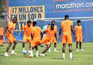 Selección de Ecuador alista duelo ante Chile por eliminatorias mundialistas